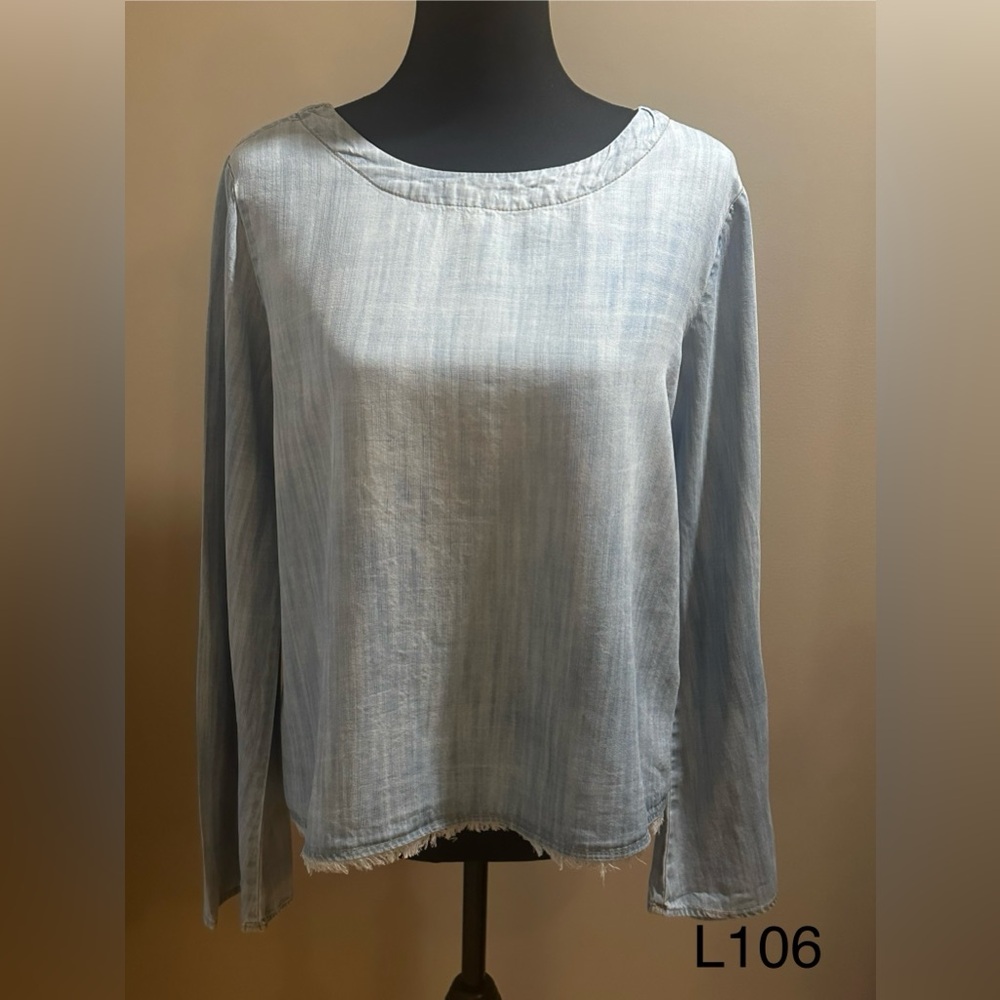Cloth & Stone x Anthropologie Button-Back Bell Sleeve Top Size M